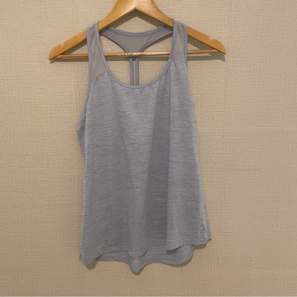 Layere lavender Tank Top. Size: smalll